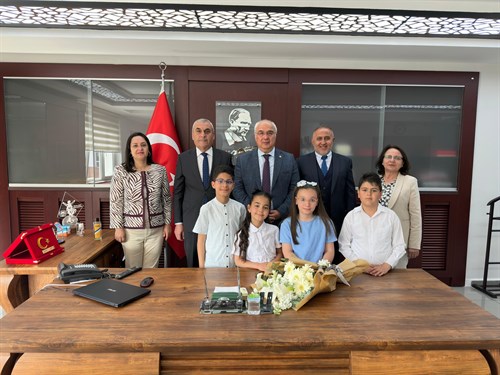 Kaymakamımız Sayın Sedat Sırrı Arısoy, Koltuğunu Devretti.