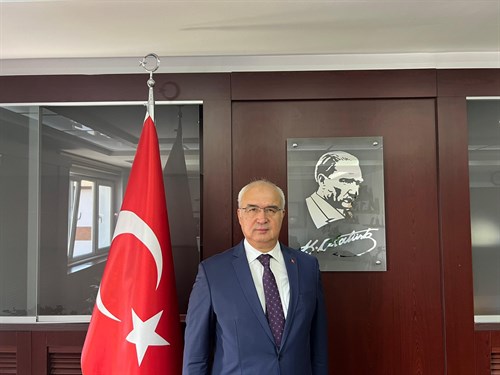 Kaymakamımız Sayın Sedat Sırrı Arısoy'un 23 Nisan Ulusal Egemenlik ve Çocuk Bayramı Mesajı