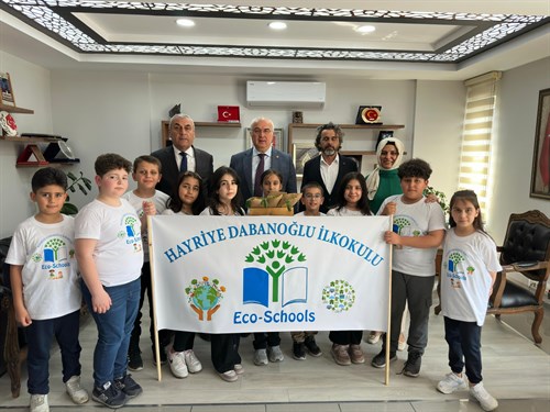 Hayriye Dabanoğlu İlkokulu Öğrencilerinden Kaymakamımıza Ziyaret.